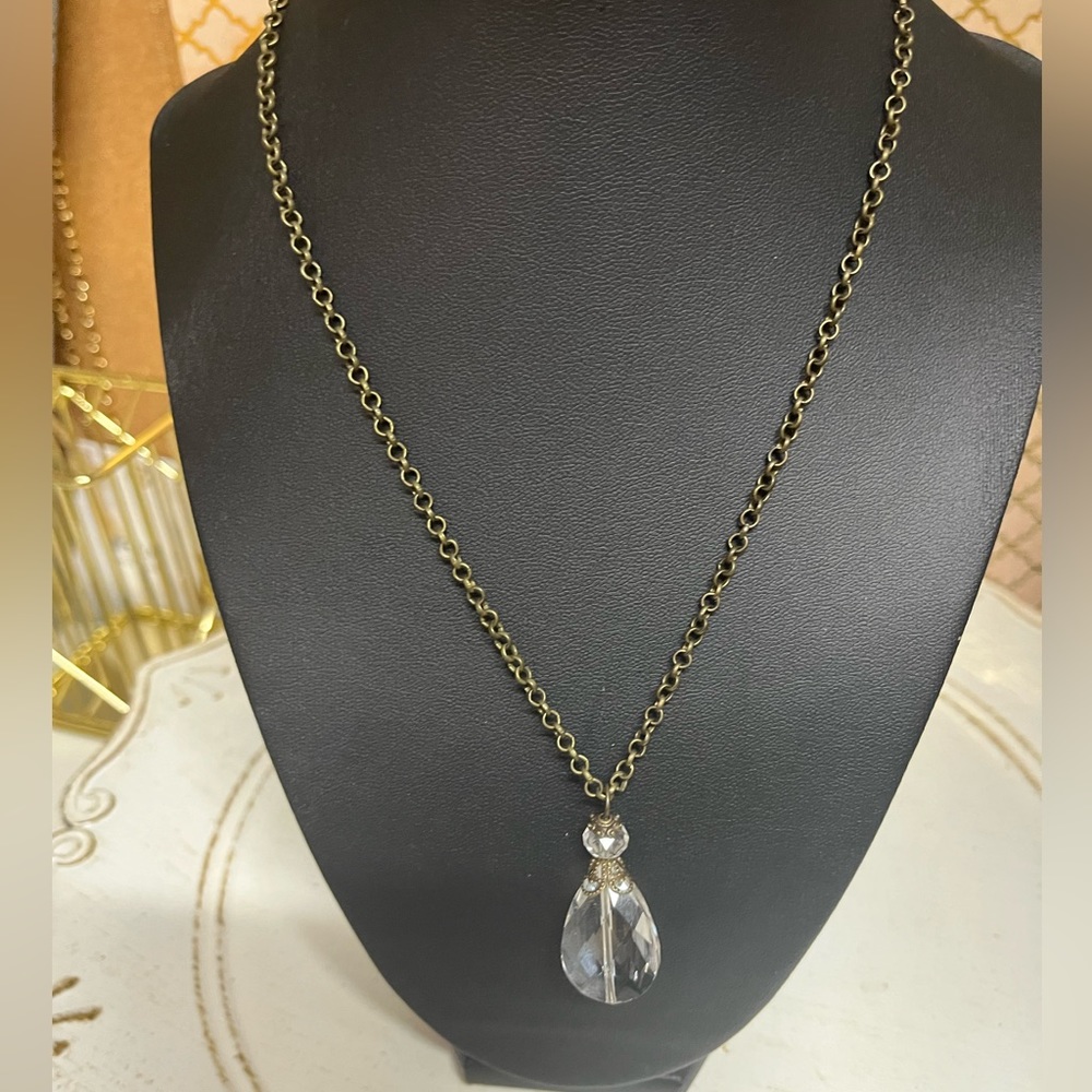 Clear stone Pendant in a fashion bronze antique finish. 18” BOGO